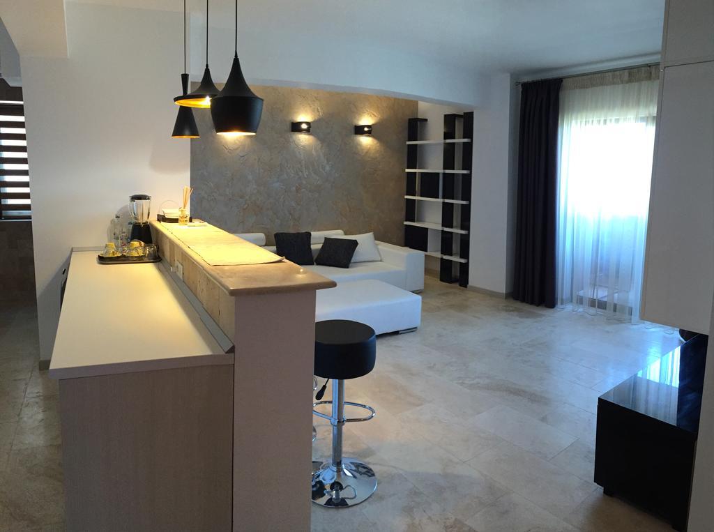 Cristian Apartment Констанца Екстериор снимка